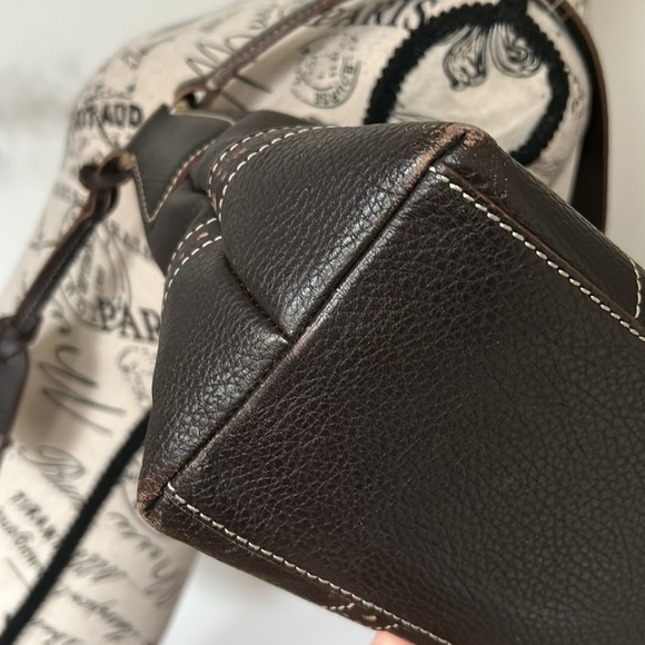 Vintage Dooney & Bourke Brown Pebbled Leather Round Logo Small Hobo Bag - Picture 5 of 12